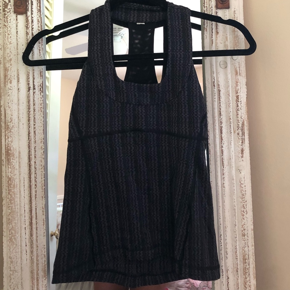 Lulu Lemon tank